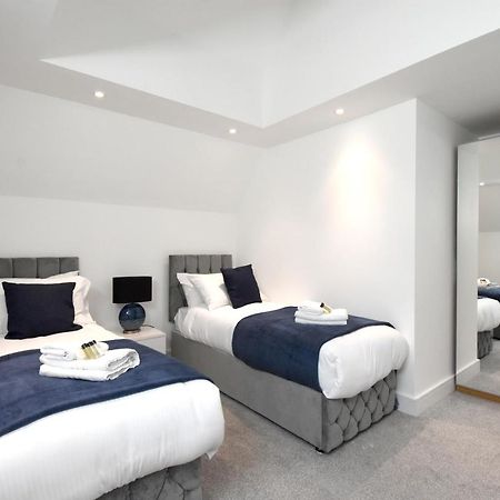 Northside Apartments Ealing Londýn Exteriér fotografie